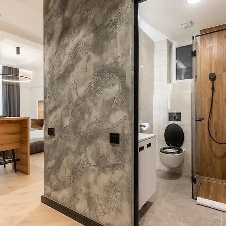 Silver Luxury Apartment