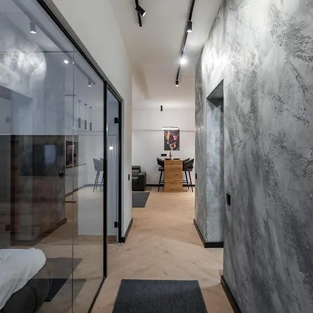 Silver Luxury Apartment