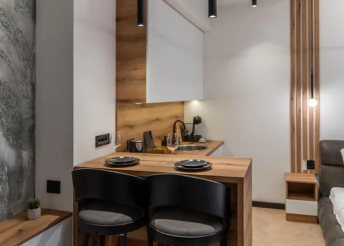 Silver Luxury アパート